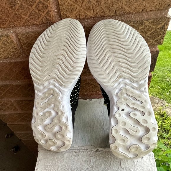 Nike React Phantom Run Flyknit 2 Volt Lime Black Tieless Slip-On Shoes 9 Womens - Picture 4 of 5